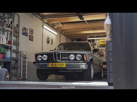 The Classic Car (BMW 323i E21)