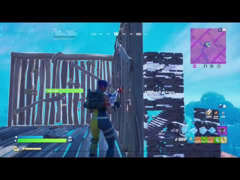 Tense Fortnite end game!