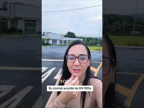 Quem acorda cedo bebê água fresca