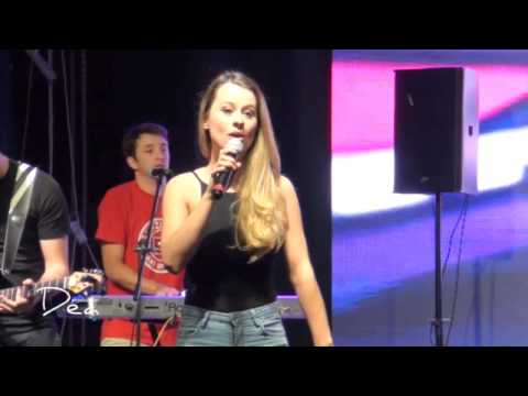 Elita Ziberi - How deep is your love - LIVE cover (Vera e Kulturës Tetovare 2016)