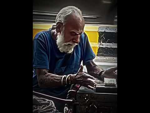 Poor Man💔#kindness #money #oldman #workers #disability