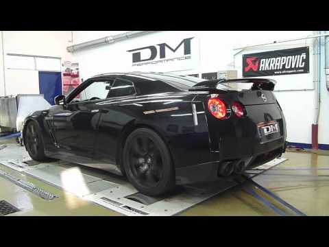 NISSAN GTR 35 Stage II AKRAPOVIC