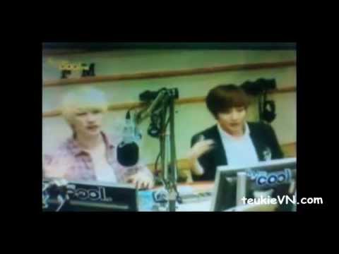 110909 EunTeuk dance to Mr.Simple @ SUKIRA