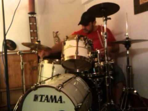 Tama Bubinga Omni Chris Cannon drumming. Dry recording/no EQ