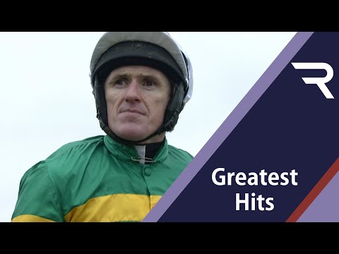 What a moment! Mr Mole wins the 2015 Game Spirit Chase & AP McCoy promptly announces his retirement.