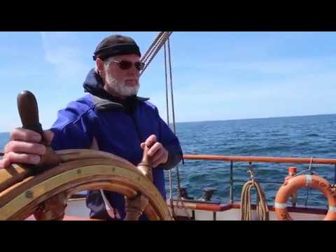Tall ship Eye of the Wind