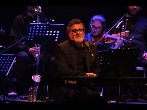 Renato Júnior ao vivo no Teatro Maria Matos (Full Concert)