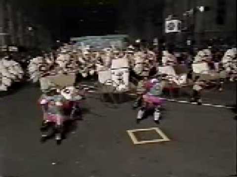 1993 Bill McIntyre's Shooting Stars "Singapore Swing"