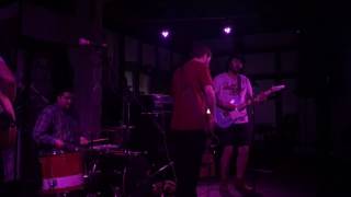 Suede Dudes - Molding Over (Thom Fekete cover) 07.03.2016 @ Churchill&#39;s