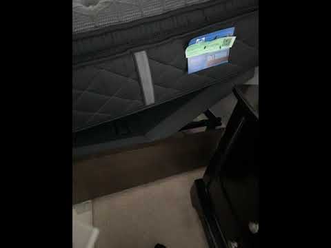 Ashley Furniture - Poor customer service