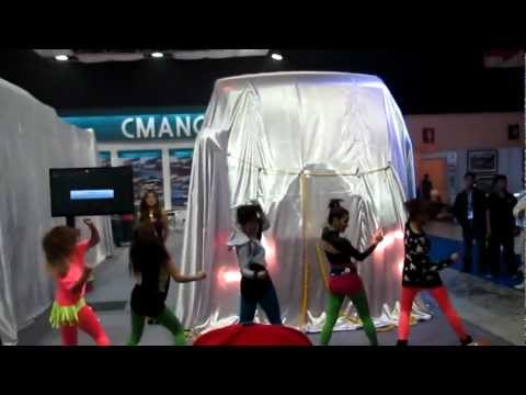 Daewoo Bus - Kpop Dancer La Salle