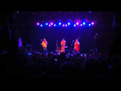 Justin Townes Earle - Racing in the Street (Springsteen cover) @ First Avenue 2/14/11