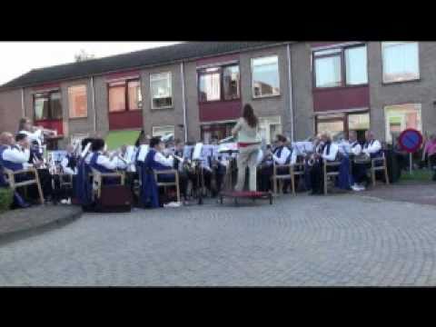 Ons Genoegen Hattem concertje de Bongerd 2011