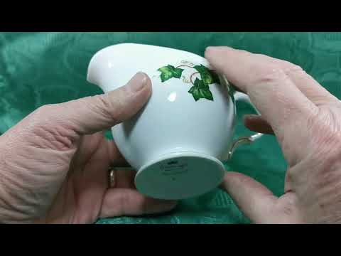 Colclough Ivy Leaf China Milk Jug 1/2 Pint 1964 -1997