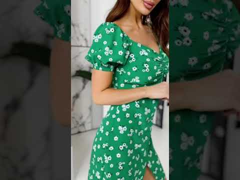 Молодежное мини платье с открытыми плечами, нежное воздушное платье с мягкими складками дарит комфорт и свободу движений. - фото 1 - id-p3089635399