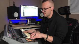 If It Feels Good (Then It Must Be) - Leon Bridges (Synth Bass Cover)