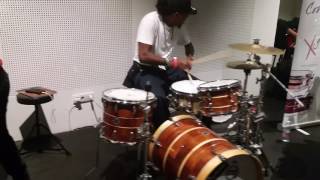Eric Gales on PMsnare drums