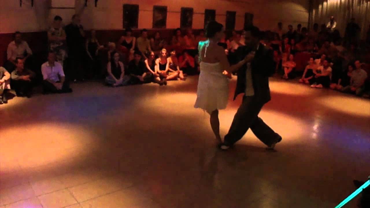 ALEJANDRO LARENAS Y MARISOL MORALES ROSARIO 2013 #2