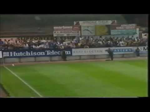 Cambridge United v Southend United