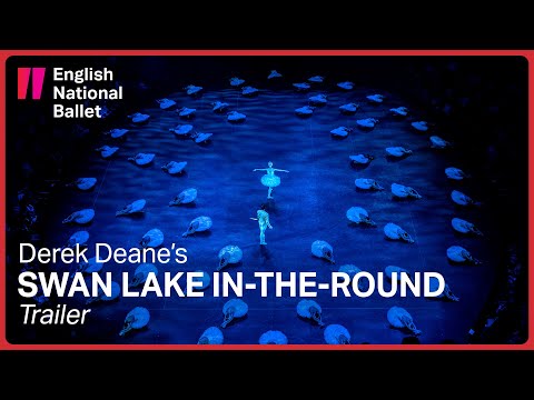 Προωθητικό βίντεο της παραγωγής Swan Lake in-the-round [Η λίμνη των κύκνων σε κυκλική διάταξη] (1997) του English National Ballet, σε χορογραφία [[#Derek Deane [Ντέρεκ Ντην]#]], στο Royal Albert Hall του Λονδίνου (2024). Συμμετέχουν 120 ερμηνευτές και ερμηνεύτριες, ανάμεσά τους εξήντα κύκνοι. Χορεύουν στο κεντρικό δάπεδο της αίθουσας (Arena), που το κοινό περιβάλλει από όλες τις πλευρές.