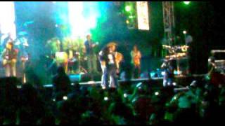 Carlos Vives - El Pollo Vallenato (Live From Bogota)