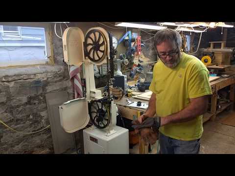 How to change a blade on the 14" inch JET Band saw
