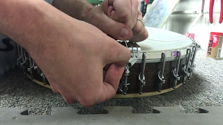 How to Restring a Cello Banjo