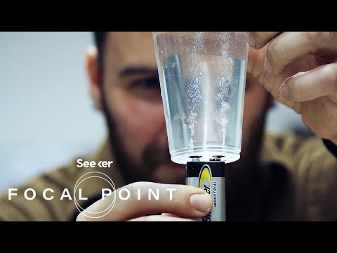 月の水をロケット燃料に変える研究室の内部 (Inside the Lab That's Turning Moon Water Into Rocket Fuel)