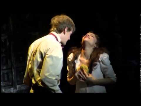 Myrthes Monteiro e Anton Zetterholm - "Tanz der Vampire"