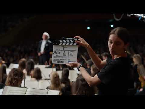 Din culisele celui mai ambițios film românesc! CRAVATA GALBENĂ