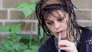 The Be Good Tanyas - Junkie Song.flv