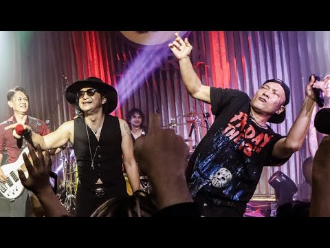 /rif feat Iwa K - Salah Jurusan ( live at Hard Rock Cafe Jakarta )