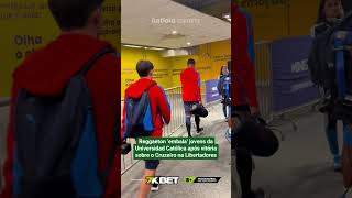 JOGADORES DO UNIVERSIDAD CATÓLICA COMEMORAM VITÓRIA SOBRE O CRUZEIRO COM REGGAETON