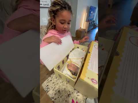 Is Reborn Baby Mia the BEST DOLL EVER? #reborn #rebornbaby #scarlett