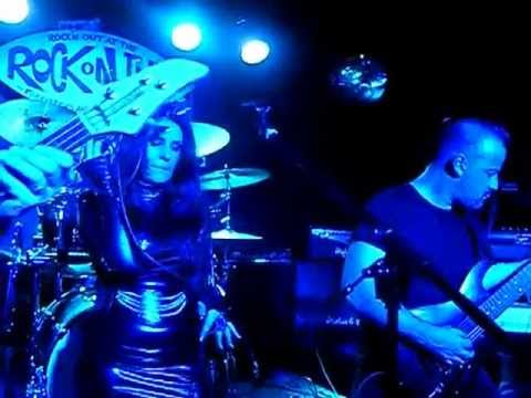 Art In Exile : Magnetism - live at Squatters Arms 9/7/11