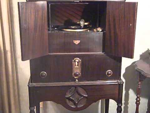 THE AMBASSADORS LOUIS KATZMAN - MILITARY MIKE - ROARING 20'S VICTROLA RADIOLA