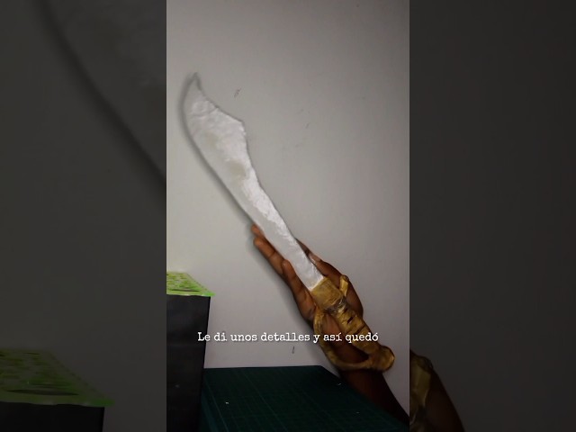 Vídeo relacionado con Baker Ross Espadas de Pirata de Madera para Decorar y Personalizar. Manualidades Creativas para Niños Perfectas para Fiestas de Piratas (Pack de 4)