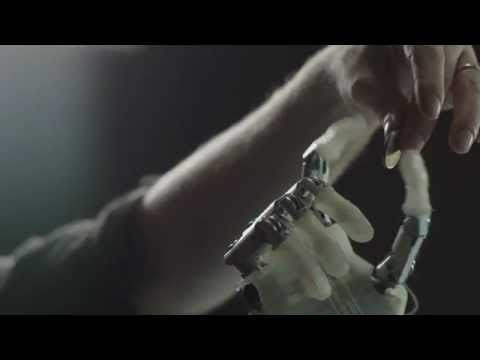 IH2 Azzurra Hand Review Video 2