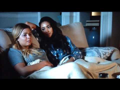 Emily and Alison (Emison) Kiss 7x10 PLL