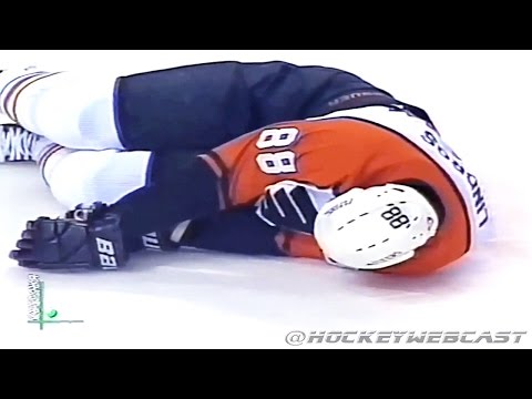 Scott Stevens DESTROYS Eric Lindros - ECF 2000 (Full Incident)