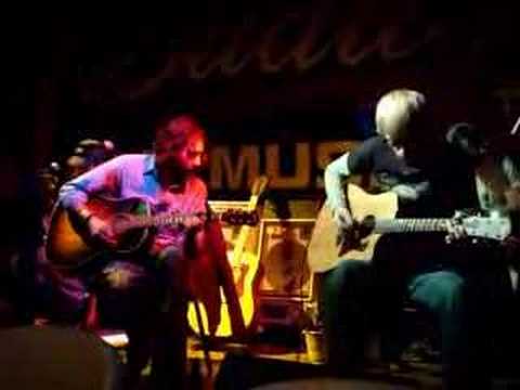 Follow You Down - Micky & The Motorcars