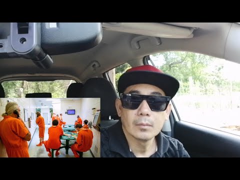 Arrested for illegal crossing. This is how they treat you at Florence CCA Core Civit.