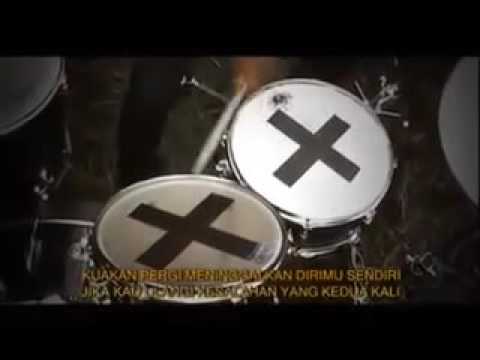 Lacy Band Tetap Mencintai Official MV