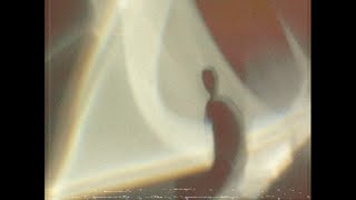 のメロディが、人間だったの“綺麗だった日々もただ〜”と重なるし、“さよなら”も繋がってるし…超勝手な自分の考察だけど、「人間だった、どうしてこうなった…こんな筈じゃなかった」みたいな感じなのかな…?? - ピコン - こんなはずじゃなかった ft. 狐子