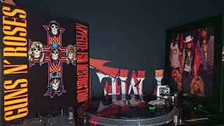 Download lagu Guns N Roses - Anything Goes mp3 Download lagu Guns N Roses - Anything Goes mp3