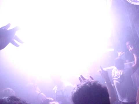 Robbie Nelson @ White Sands playing Nothing At All