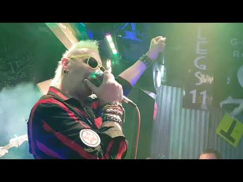 THE KINGCROWS - Beer and Whiskey (Percy's Cafe Bar, Whitchurch, Shropshire)