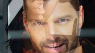 Ella es    Ricky martin