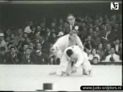 Judo Tokyo 1964  Bregman USA   Ranken AUS