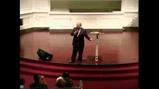 Pastor Alejandro Bullón - ¿Por qué debo ser bautizado?